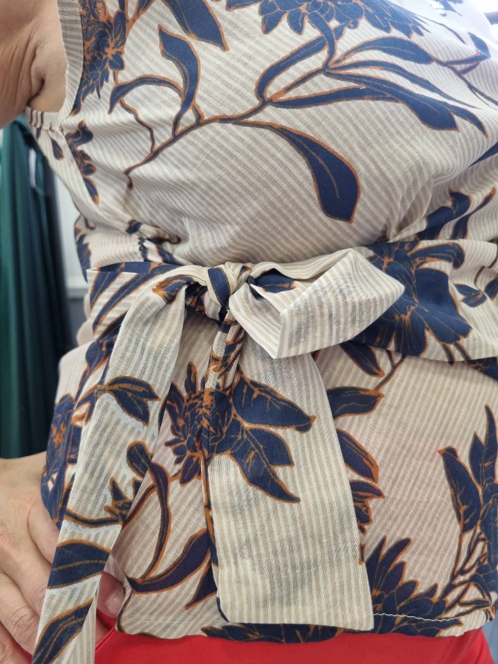 Le Chicche Blusa Fantasia Fiocco Offerta speciale
