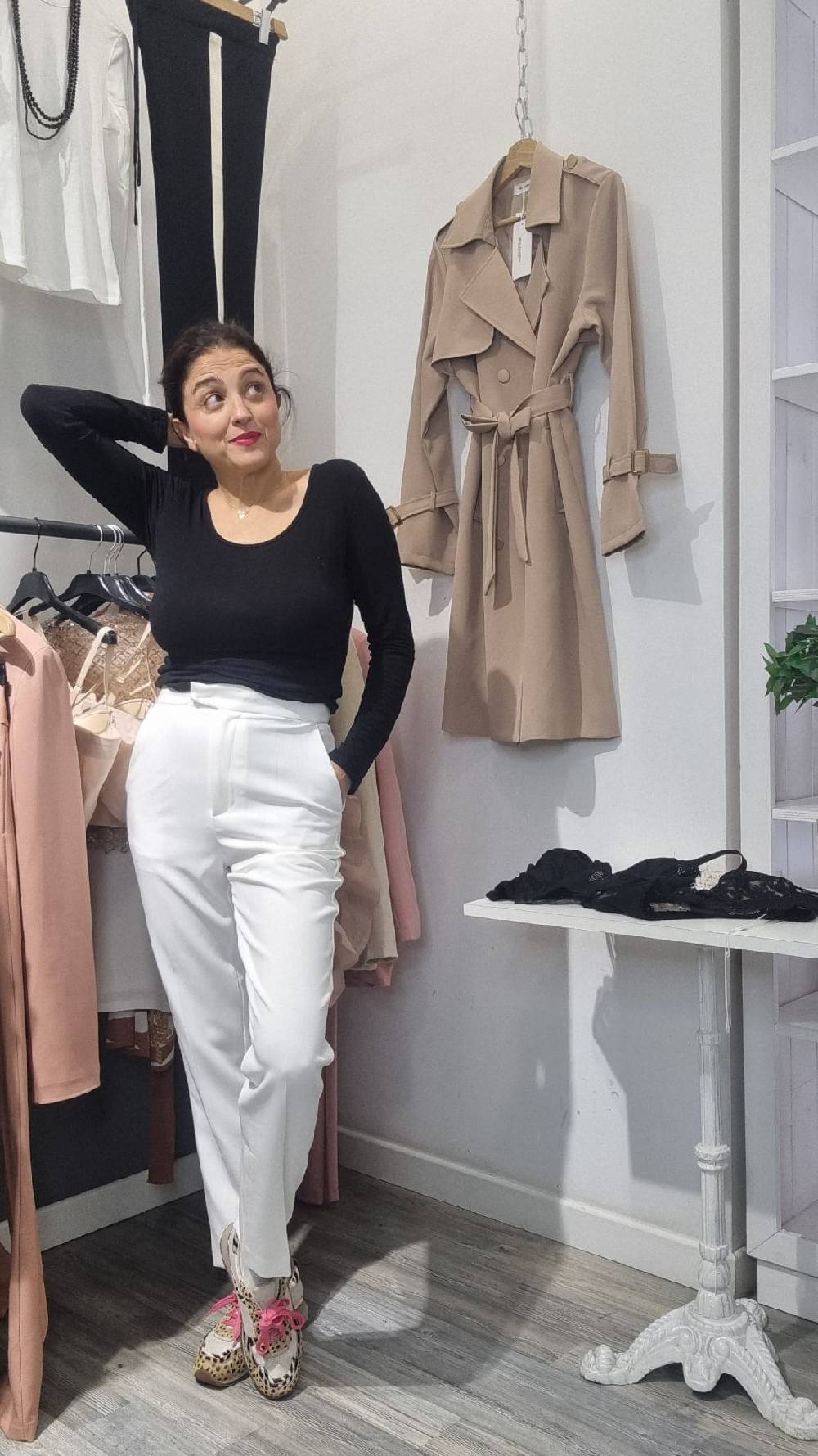 Le Chicche Tailleur Bianco Giacca Comprane uno, ottenene uno gratis