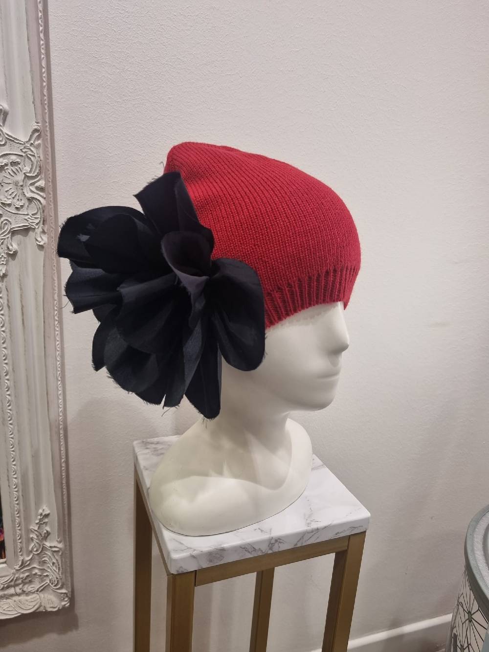 Le Chicche Cappello Cuffia Red 50% di sconto per tempo limitato