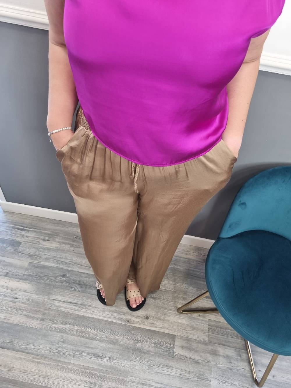 Le Chicche Pantalone Viscosa Camel 50% di sconto con spedizione gratuita