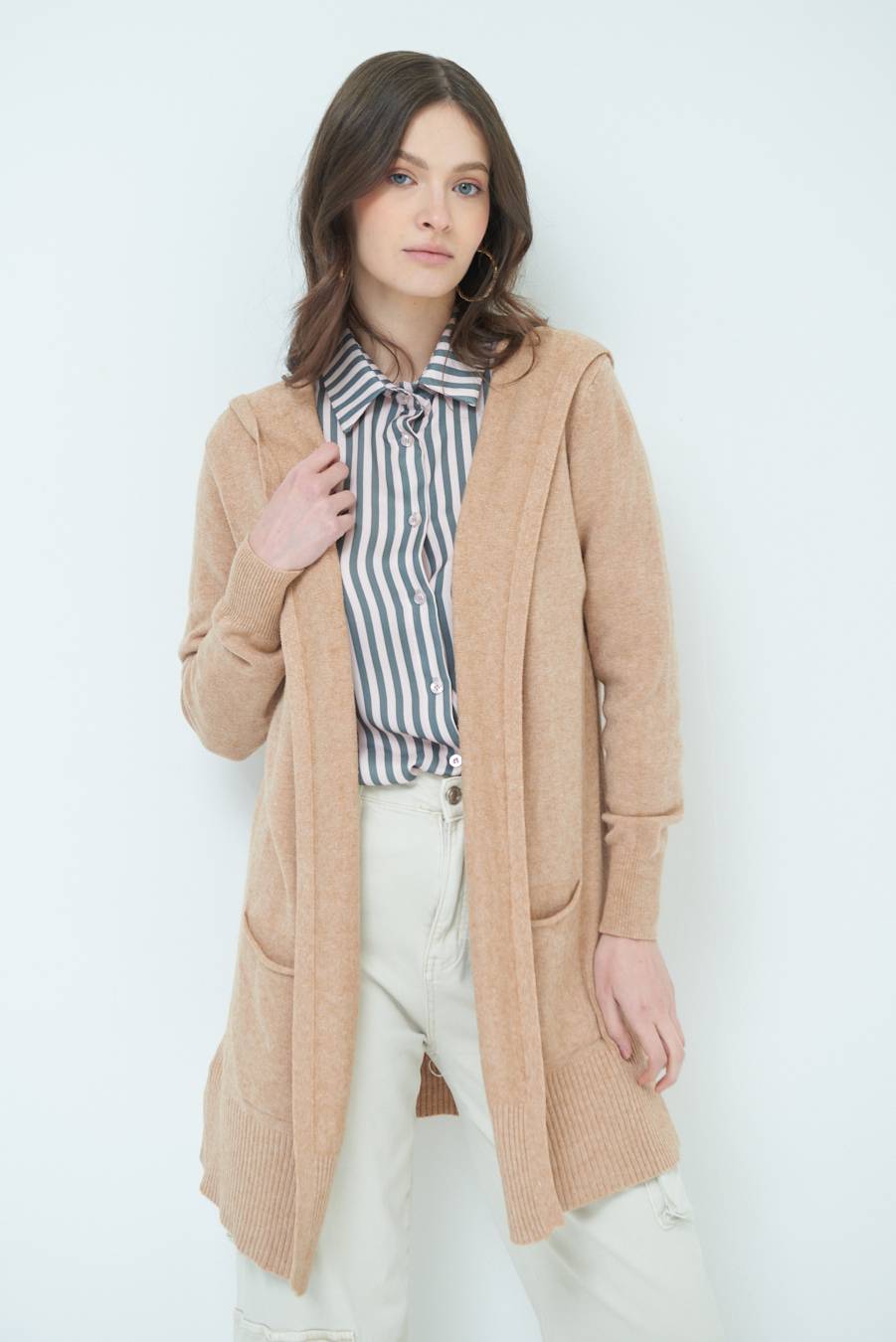 Kikisix CARDIGAN CON DUE TASCHE CAMMELLO In Vendita