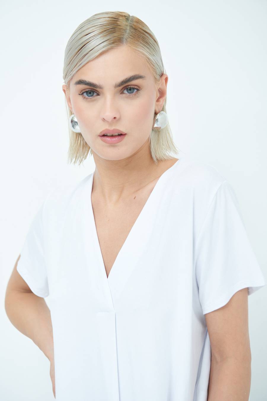Kikisix MAGLIA VISCOSA MANICA CORTA BIANCO Sottocosto