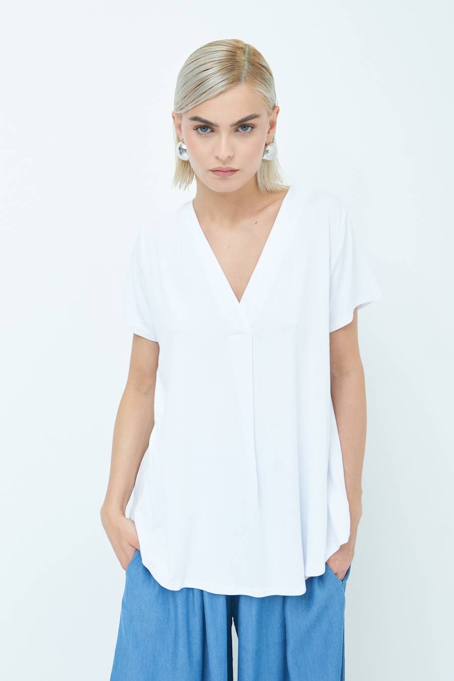 Kikisix MAGLIA VISCOSA MANICA CORTA BIANCO Sottocosto