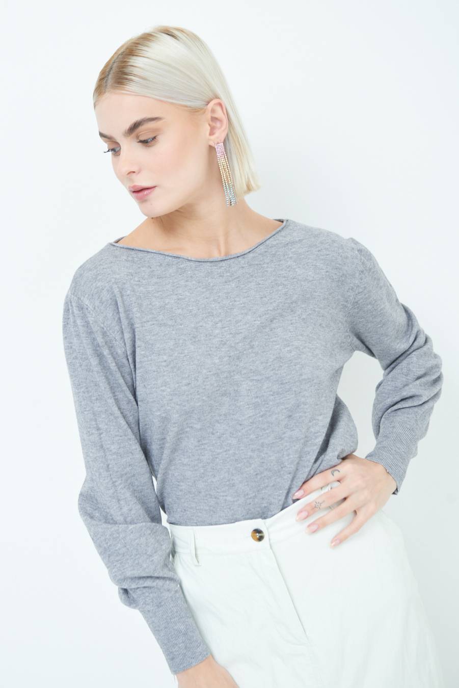 Kikisix MAGLIA REGOLARE SCOLLO BARCA GRIGIO Offerta
