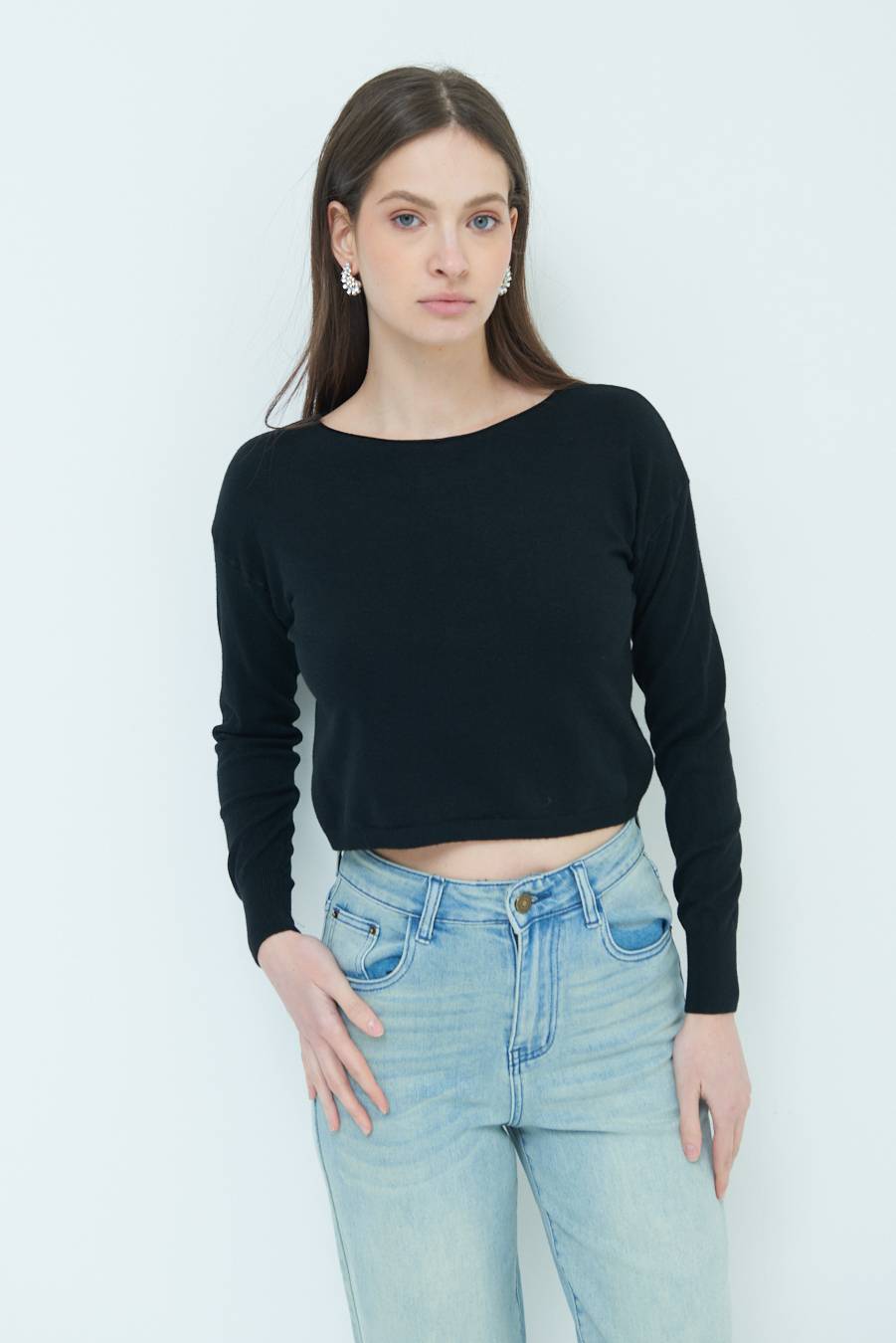 Kikisix MAGLIA SCATOLINA SCOLLO A BARCA NERO Saldi