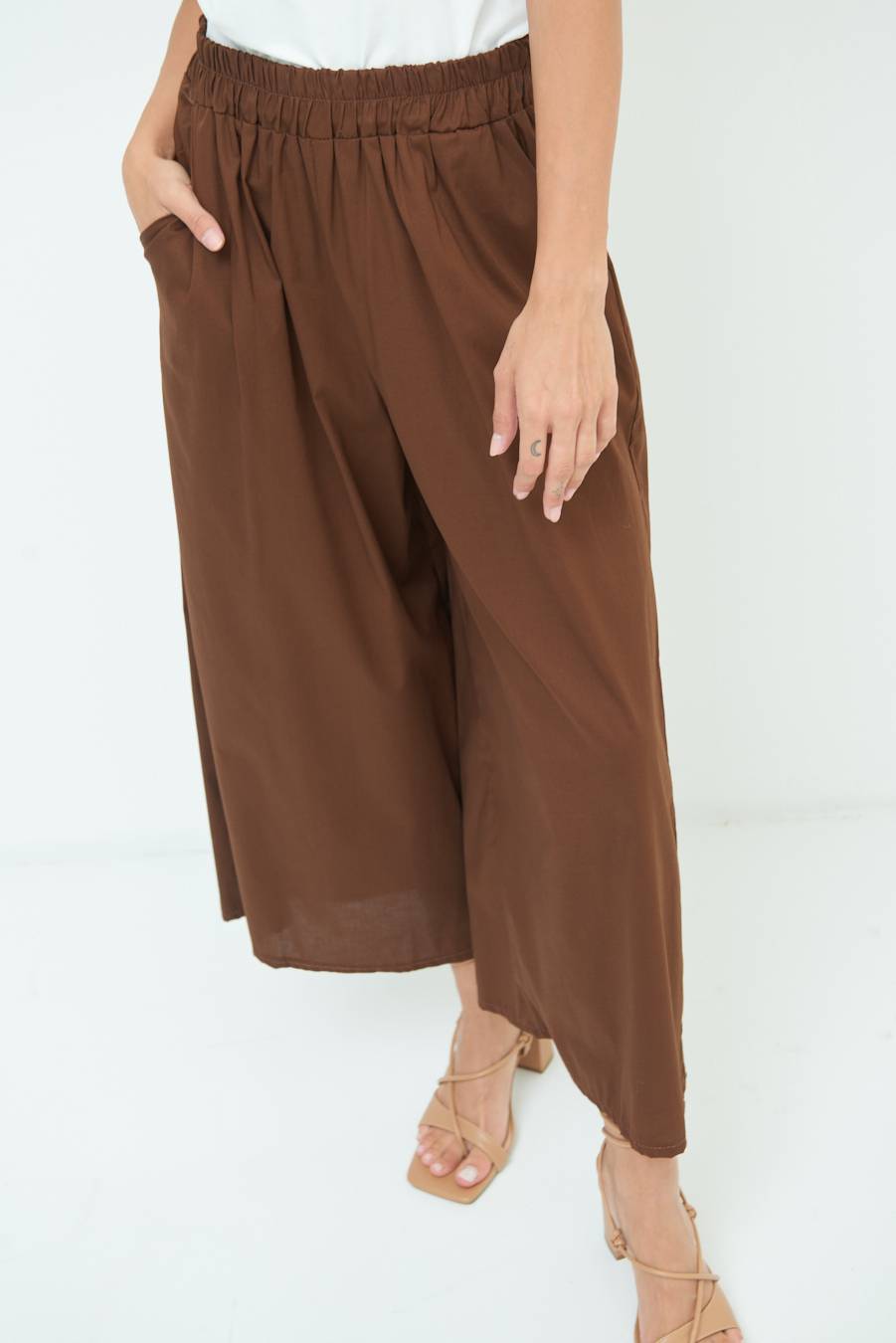 Kikisix PANTALONE CROP ELASTICO UNITO CIOCCOLATO Nuova