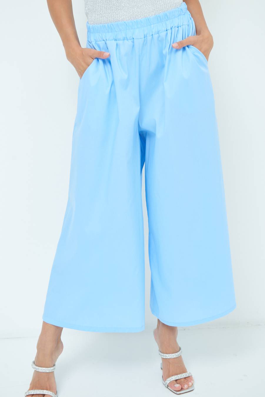 Kikisix PANTALONE CROP ELASTICO UNITO CELESTE Moda