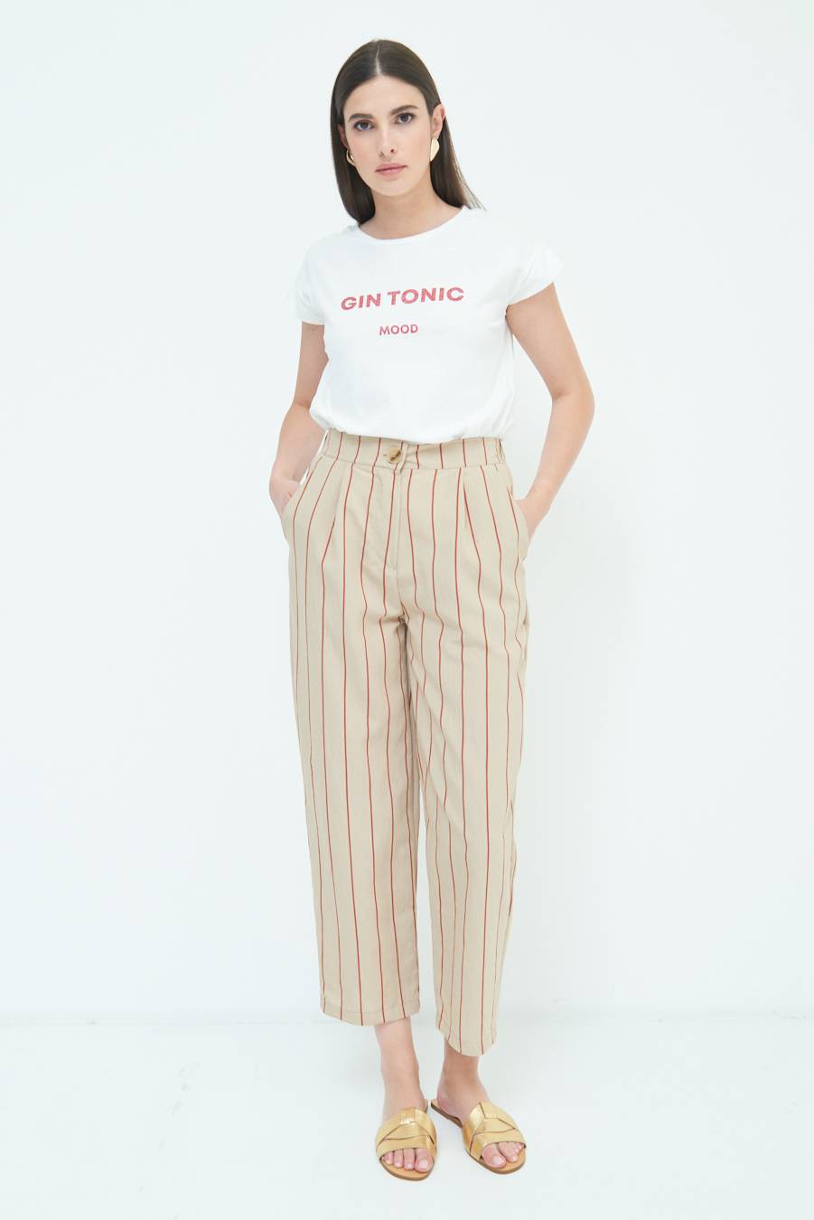Kikisix PANTALONE CARROT CON PINCE BEIGE Italia