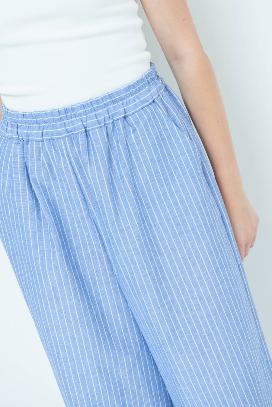 Kikisix PANTALONE CROP ELASTICO RIGHE BLU In Linea