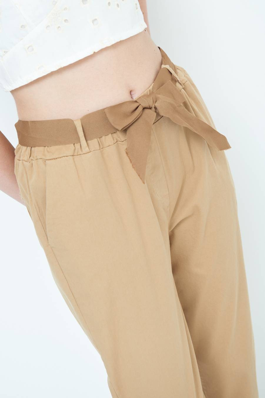 Kikisix PANTALONE DRITTO CON RISVOLTO CAMMELLO Nuovo