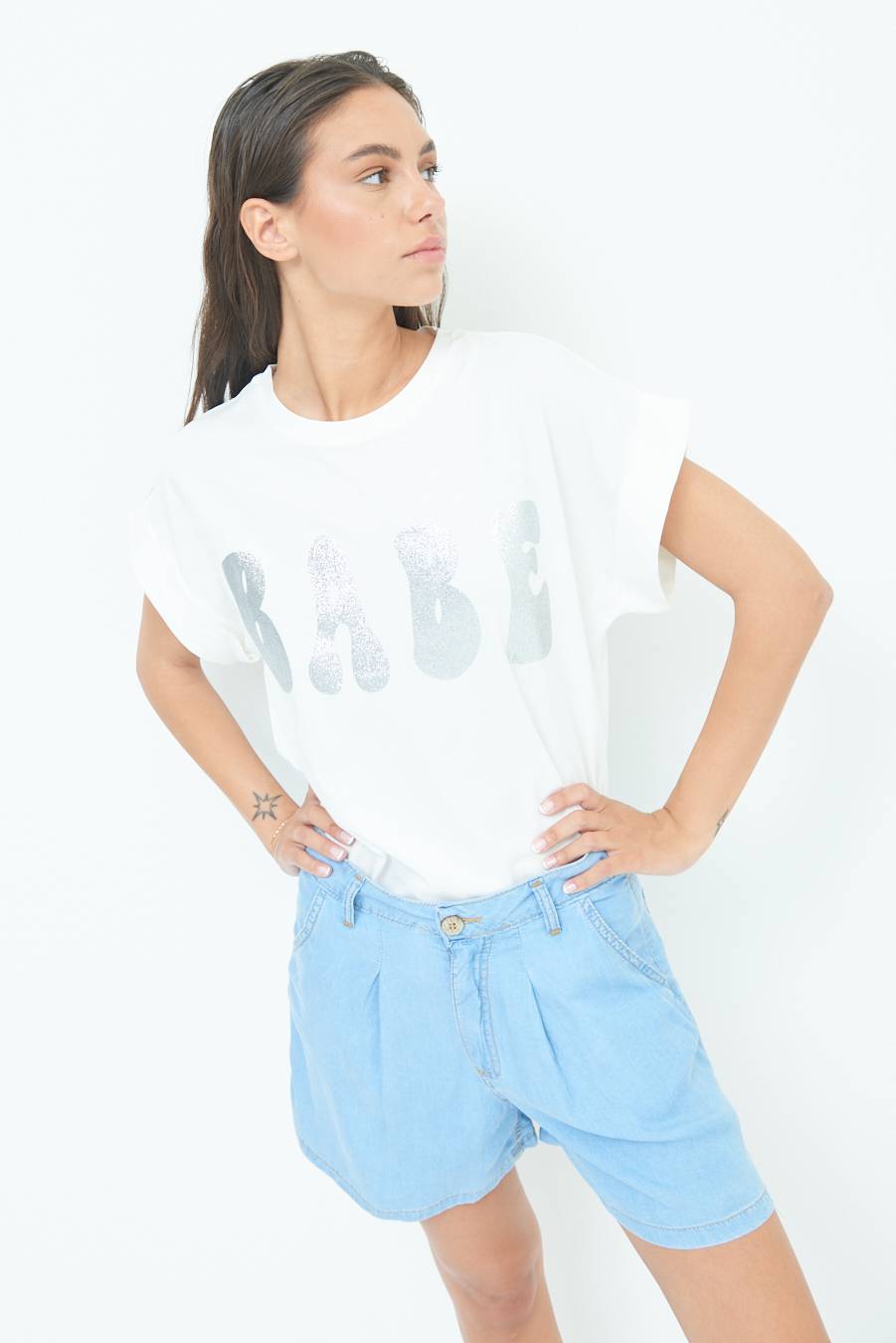Kikisix T-SHIRT "BABE" ARGENTO In Saldo