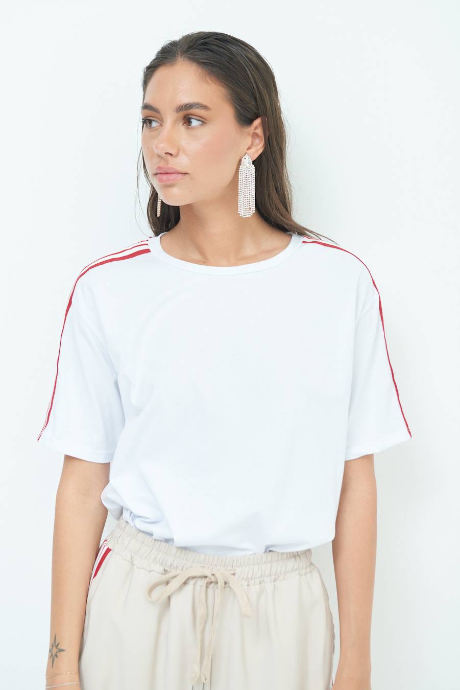 Kikisix T-SHIRT OVER CON COSTINA ROSSO Nuova