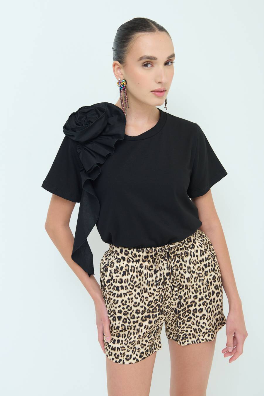 Kikisix T-SHIRT FIORE POPELINE NERO Pezzi Unici