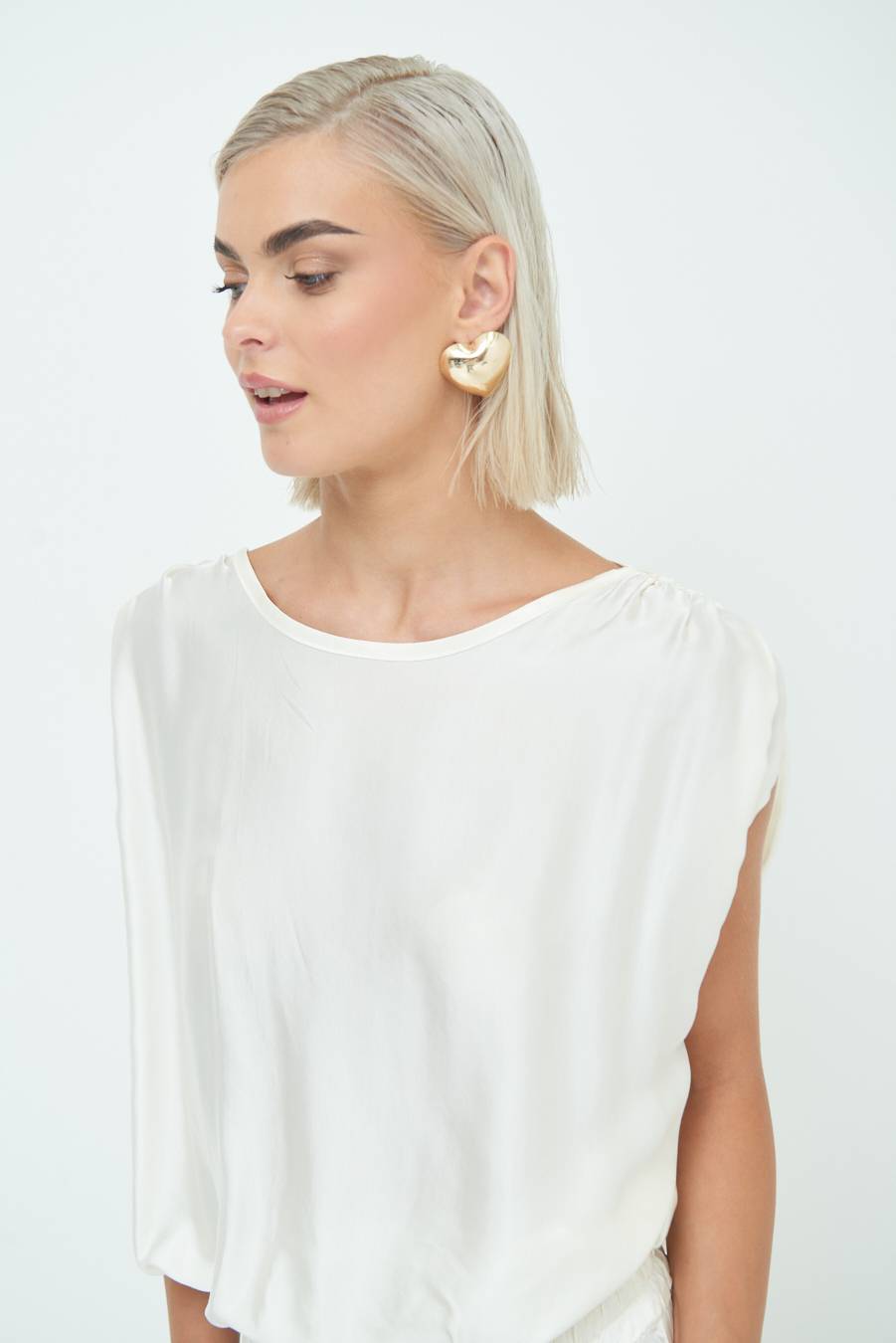 Kikisix TOP CON ELASTICO FONDO SCOLLO BALA BURRO Sconto