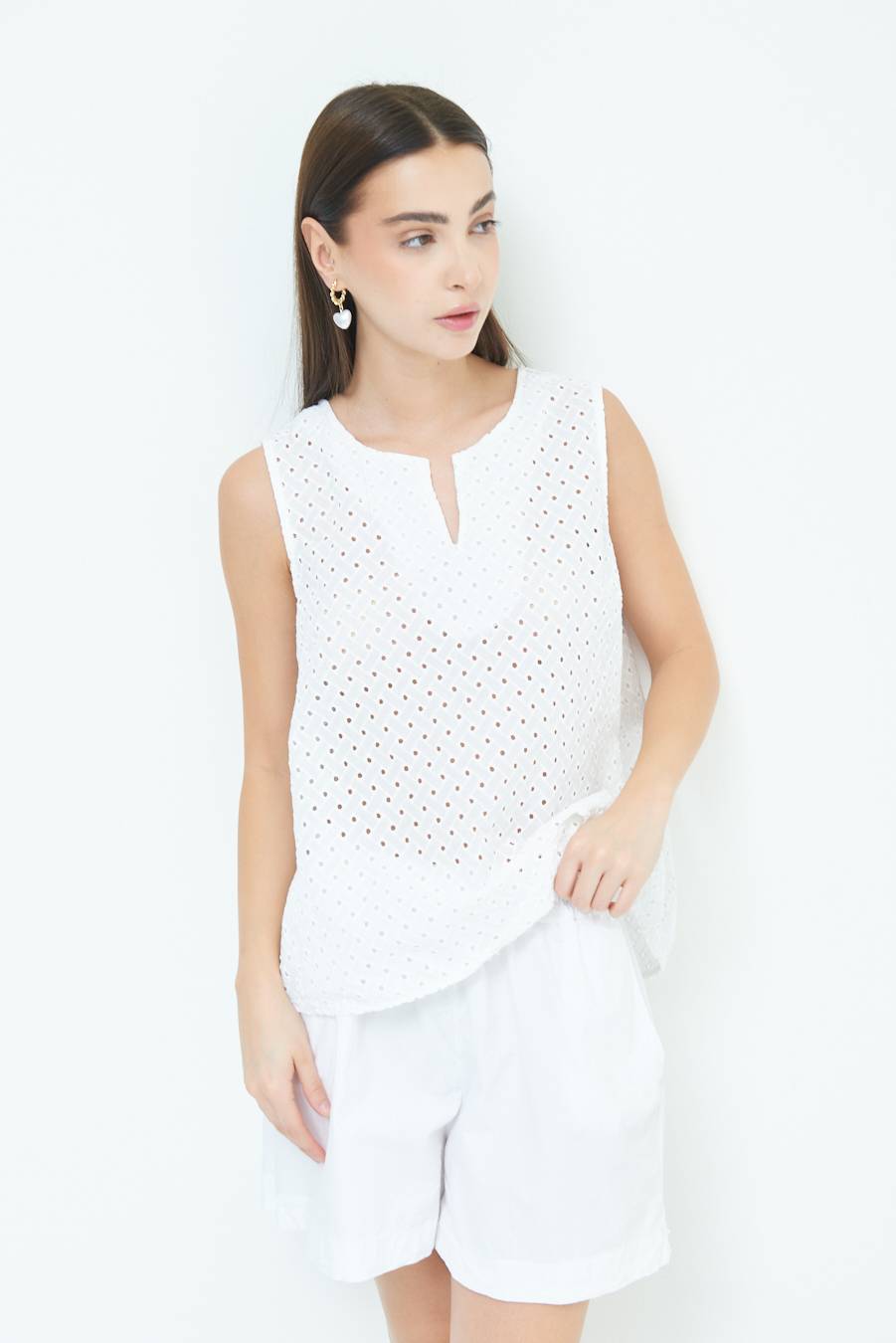 Kikisix TOP SMANICATO SANGALLO BIANCO Negozio