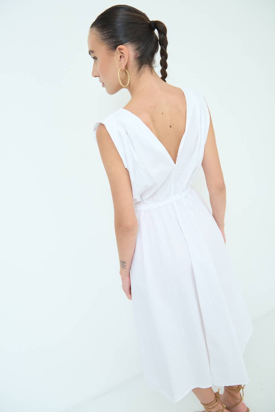 Kikisix ABITO MIDI CON ELASTICO BIANCO Fino Al -60%