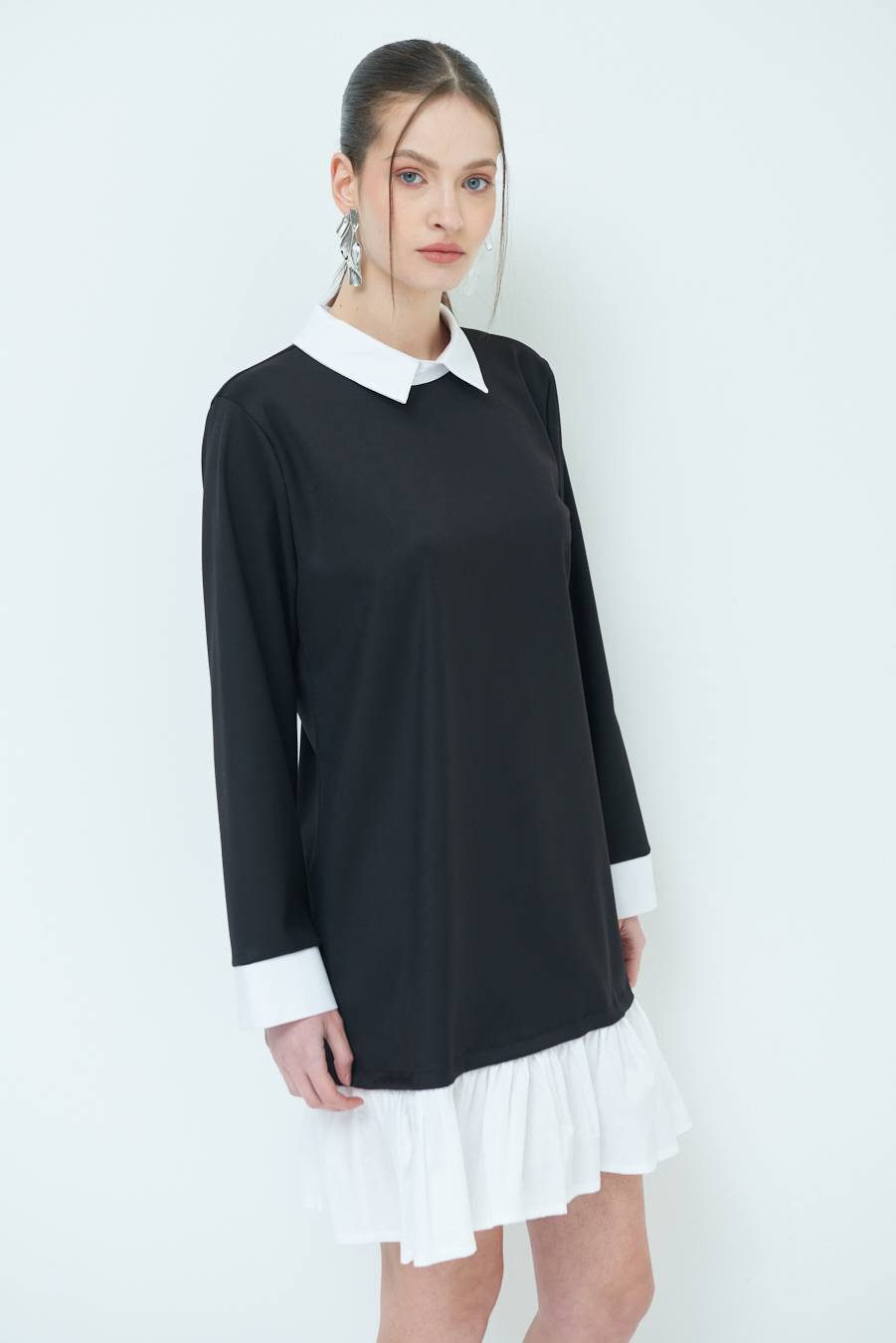 Kikisix ABITO FINTA CAMICIA BIANCO/NERO Presa