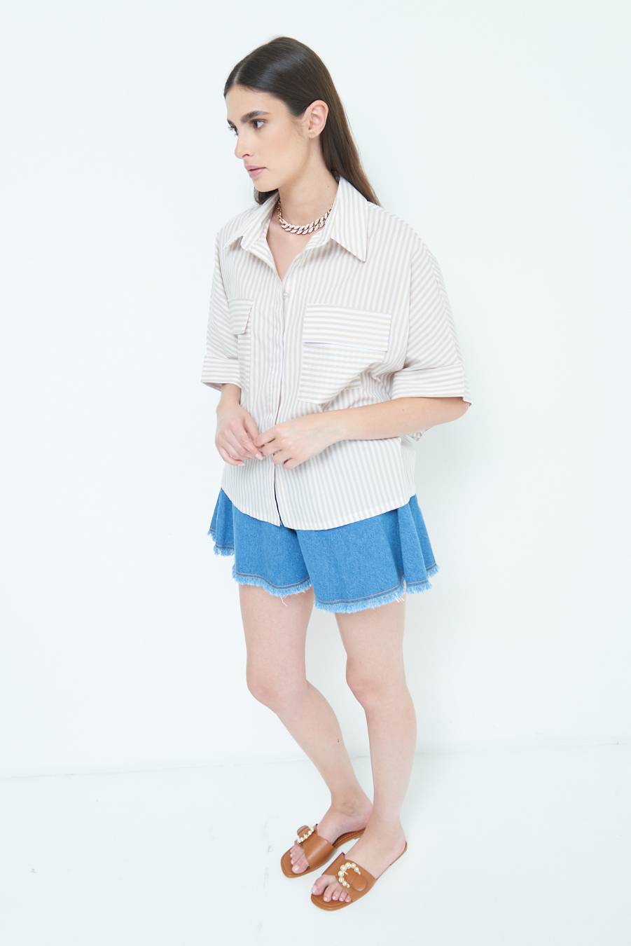 Kikisix CAMICIA OVER CON TASCHEBEIGE Offerte