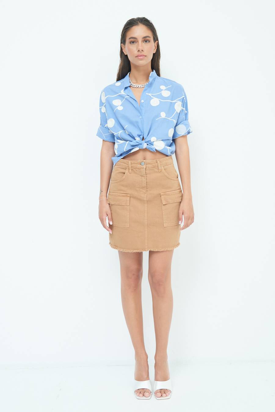 Kikisix CAMICIA NODO RICAMO CERCHIO CELESTE Vendita Calda