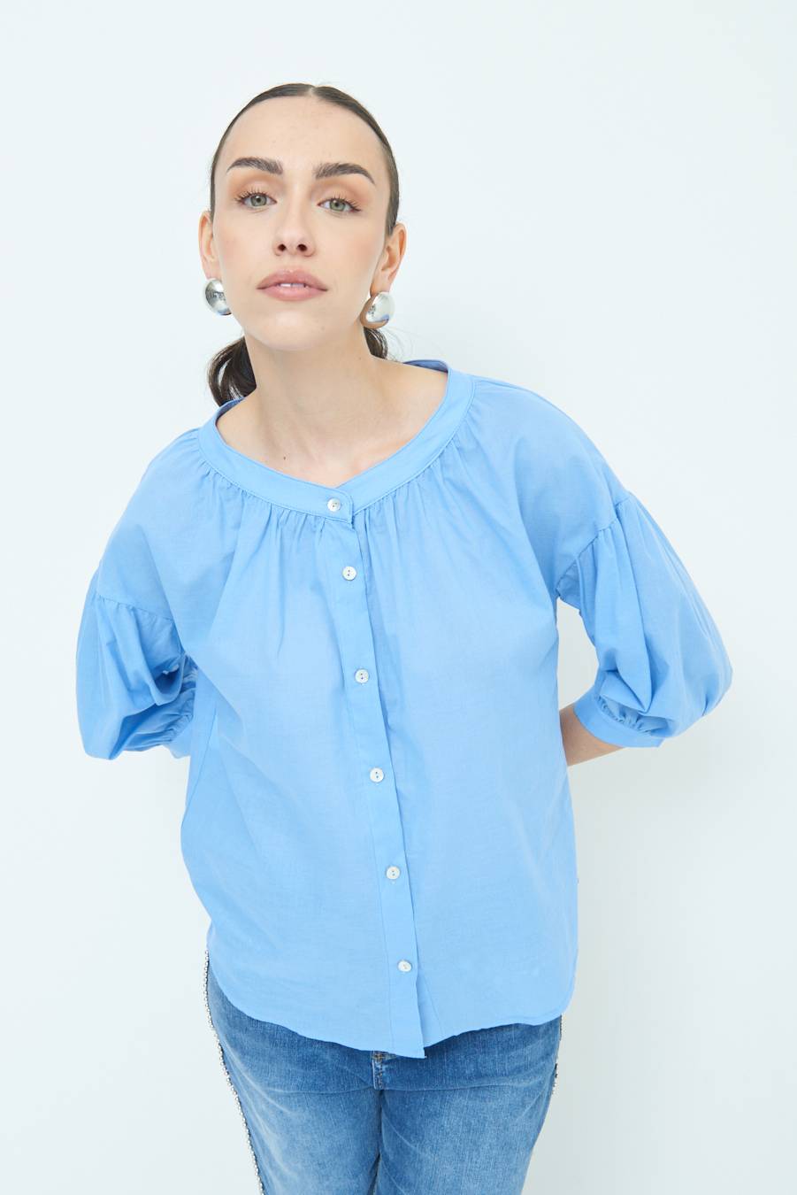 Kikisix CAMICIA SCOLLO INCRESPATO COTONE CELESTE Vendita