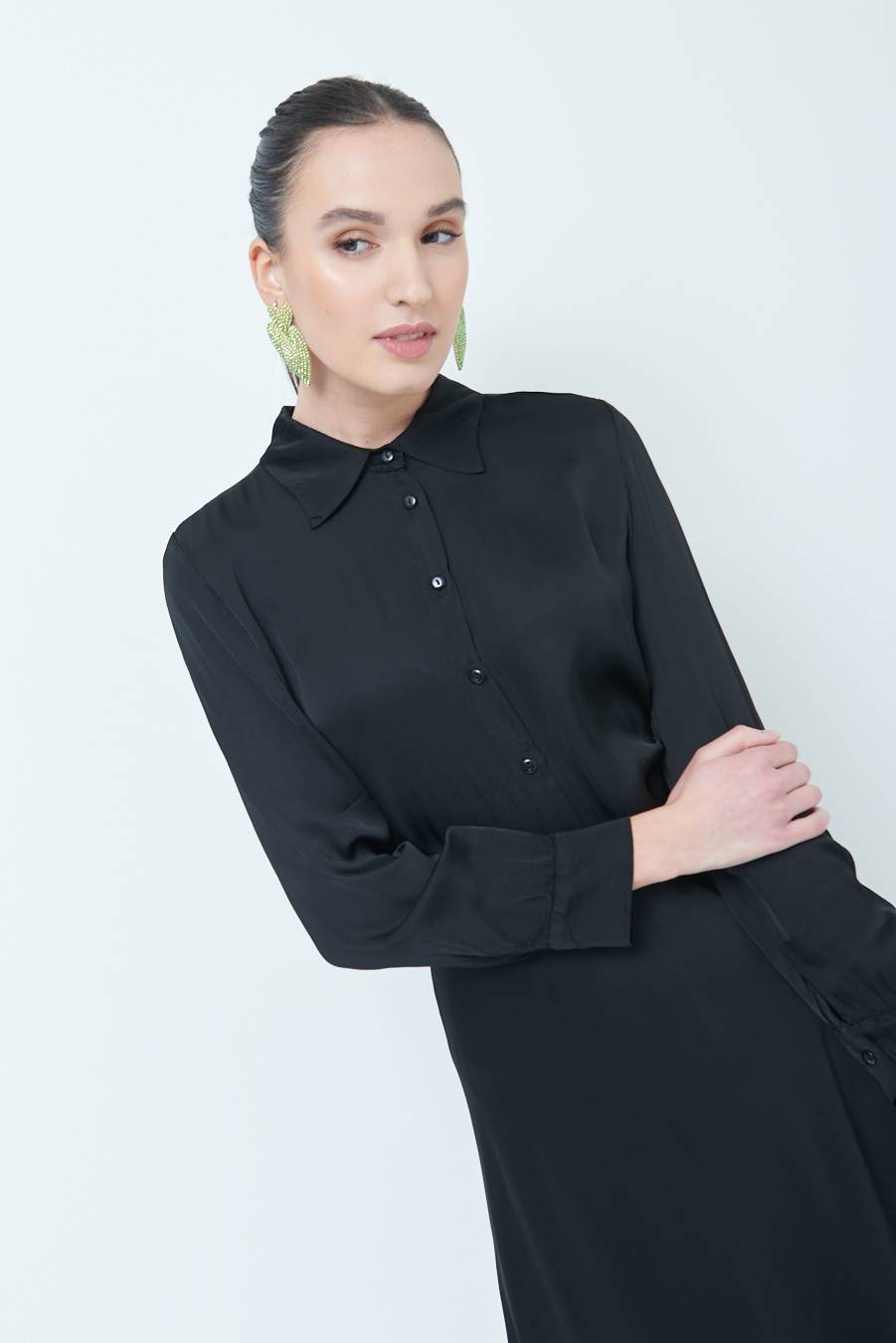 Kikisix CAMICIA RASO VISCOSA NERO Acquista Ora