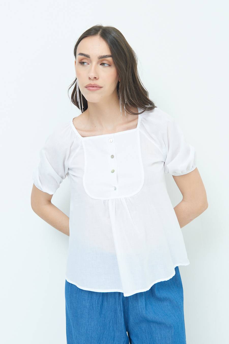 Kikisix CAMICIA CON BOTTONCINI DAV. COTONE BIANCO Nuova