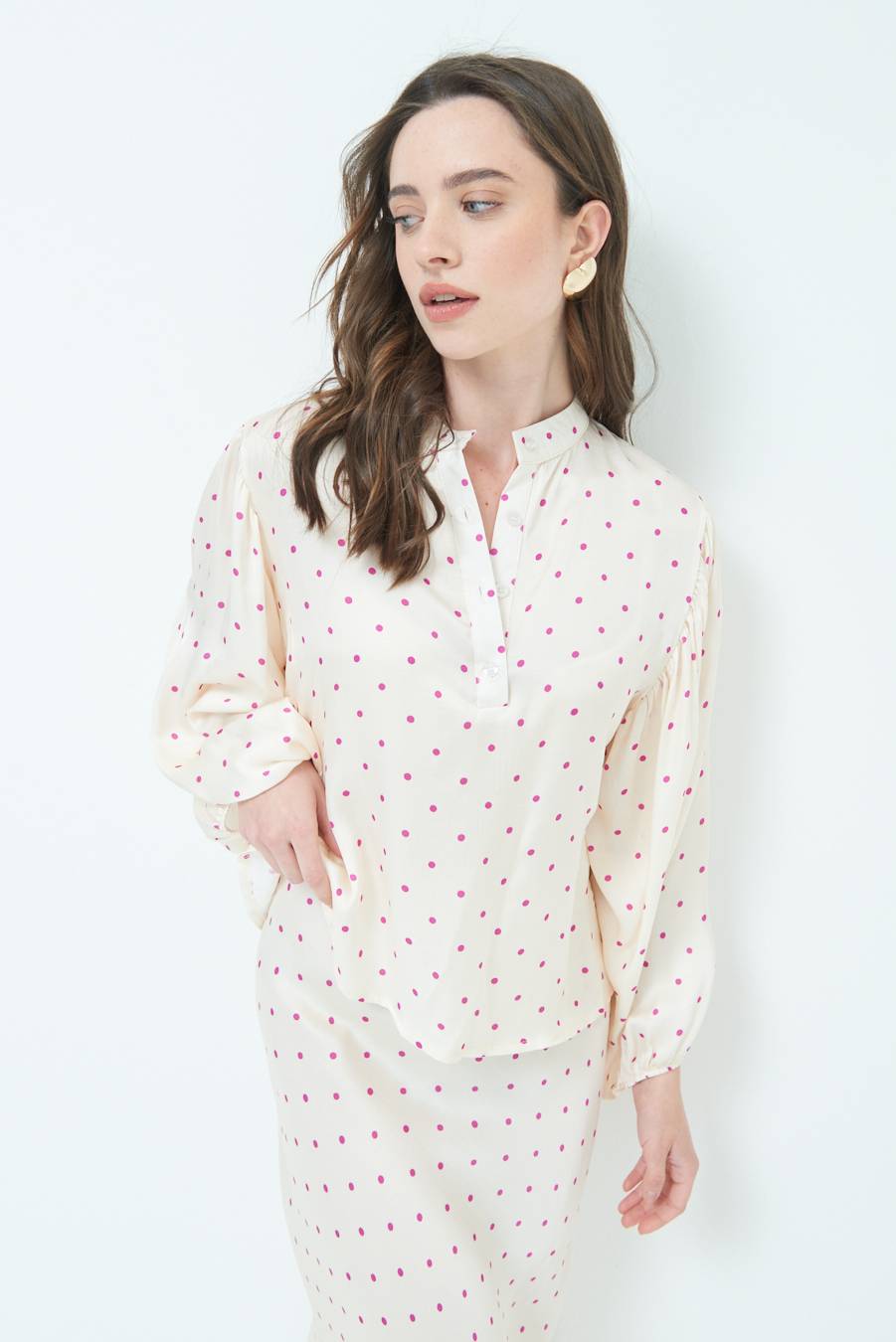 Kikisix CASACCA POIS RASO PRUGNA Moda