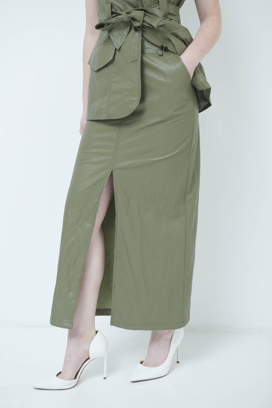 Kikisix GONNA ECOPELLE STROPICCIATA VERDE MILITARE In Saldo