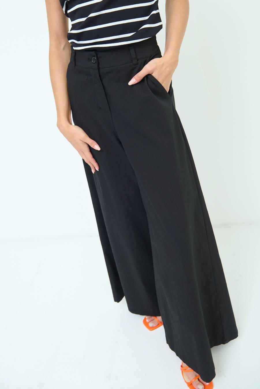 Kikisix PANTALONE PALAZZO COTONE NERO Presa