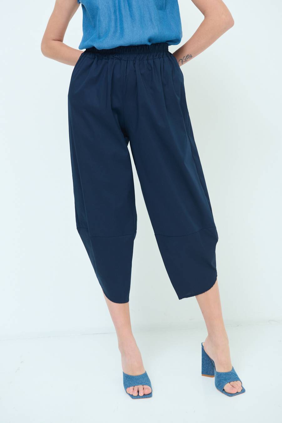 Kikisix PANTALONE OVER BLU In Vendita