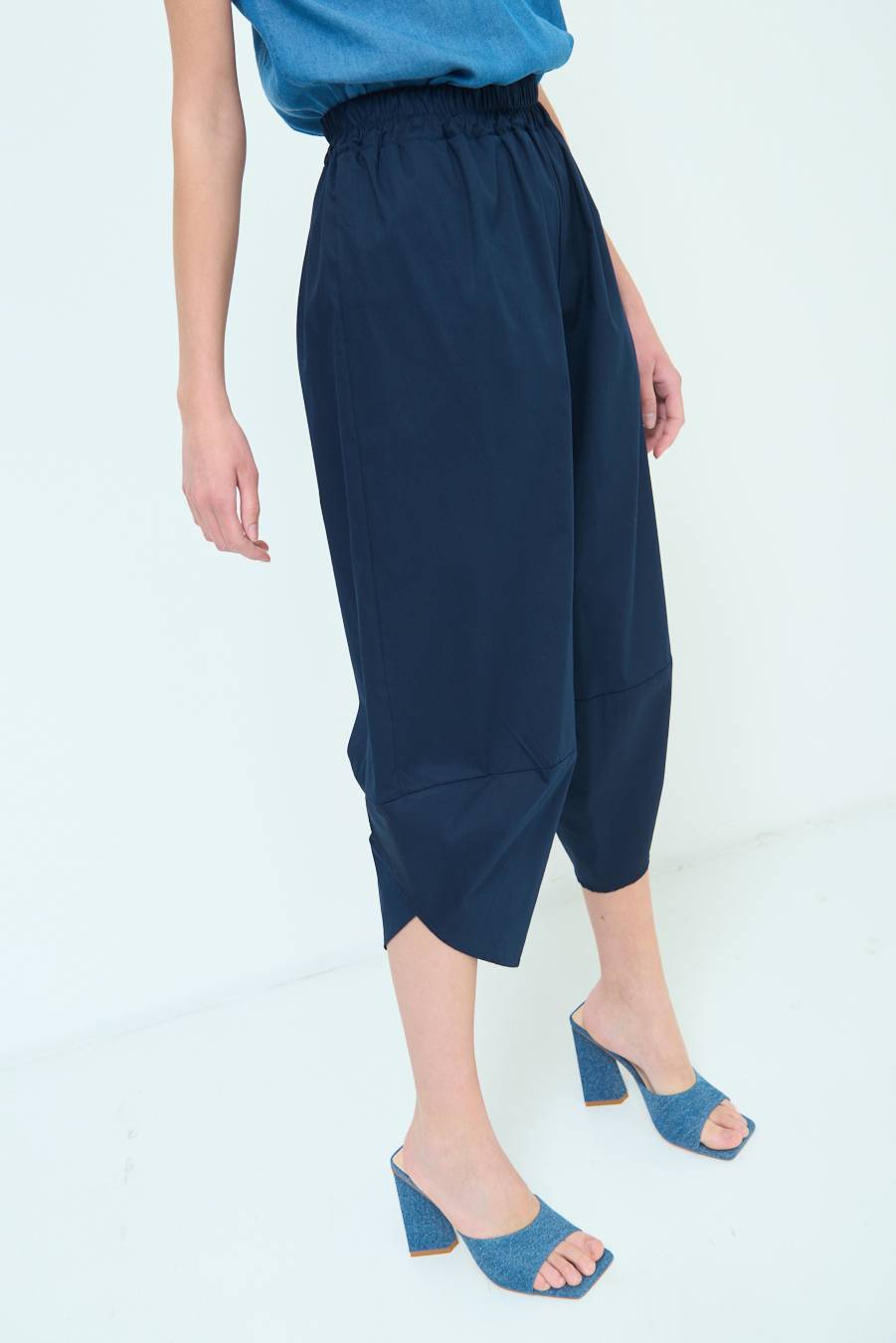Kikisix PANTALONE OVER BLU In Vendita