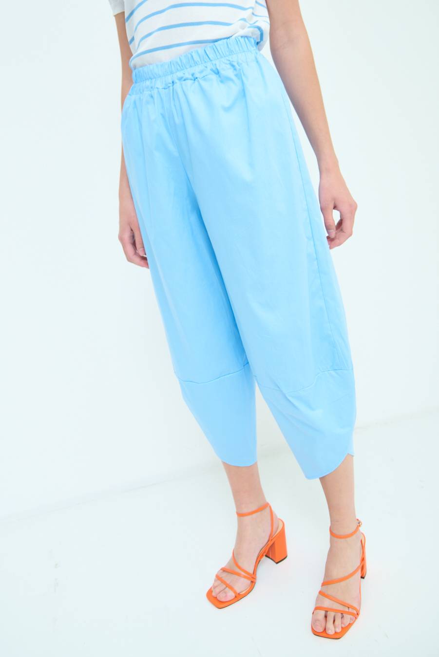 Kikisix PANTALONE OVER AZZURRO Offerte