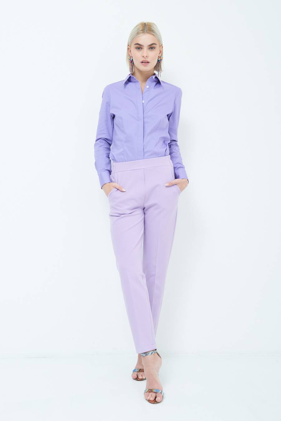 Kikisix PANTALONE SIGARETTA LILLA Affare Del Giorno