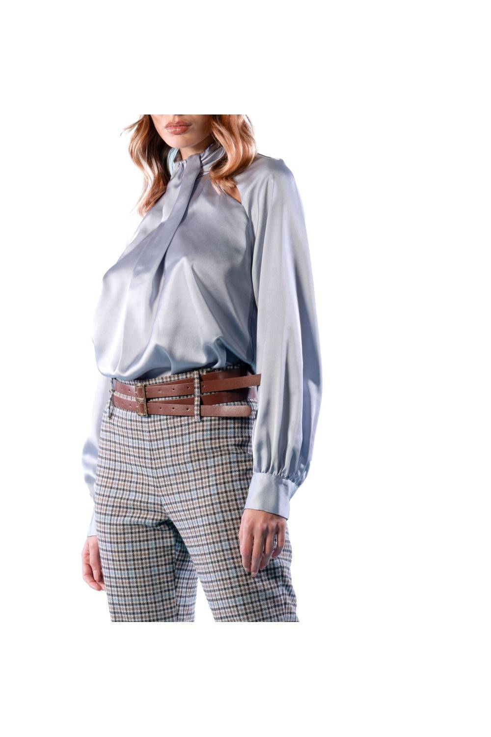 Nualy BLUSA CON CUT-OUT Consegna Veloce