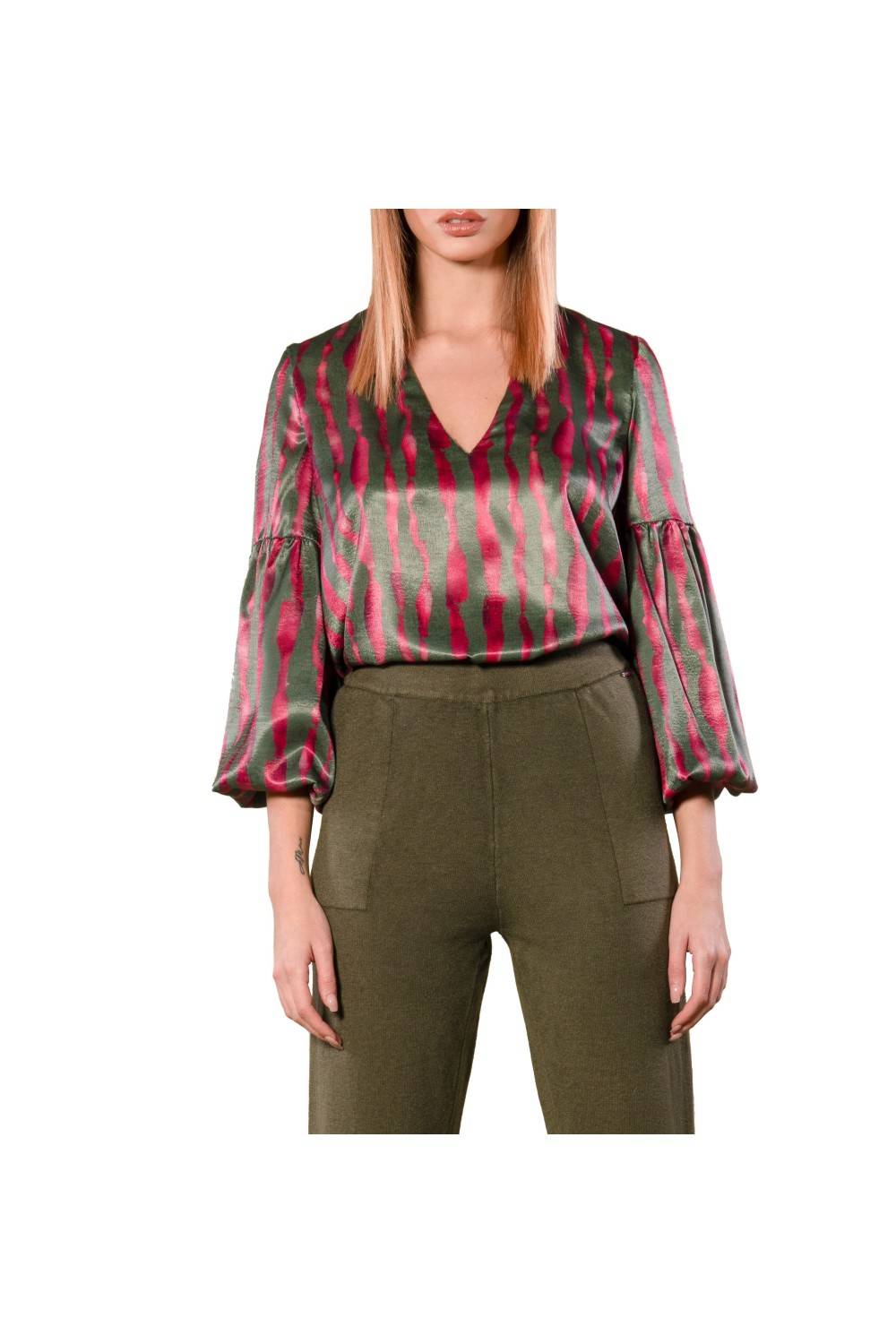 Nualy BLUSA SCOLLO A "V" Offerta