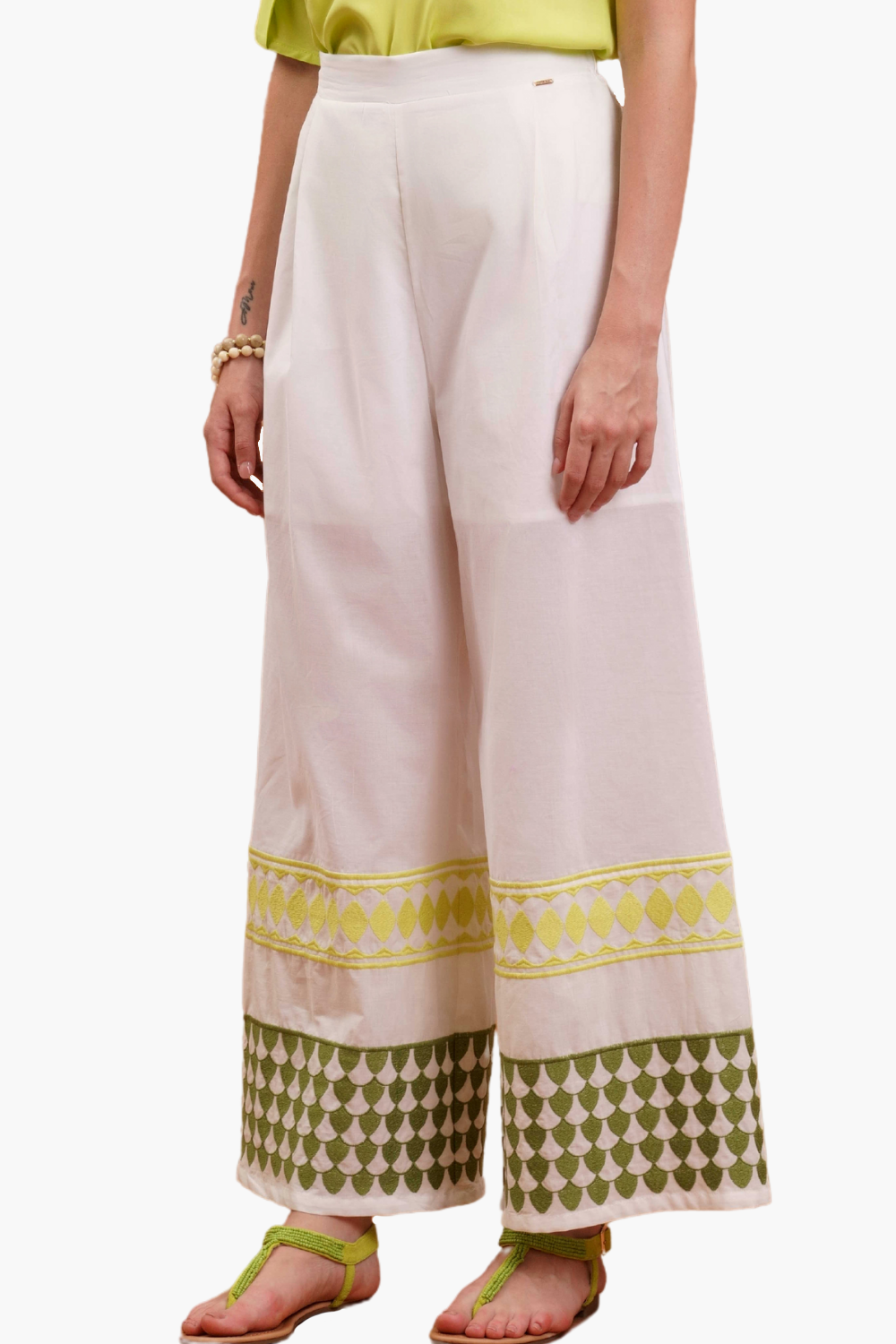 Nualy PANTALONE RICAMO Promozione