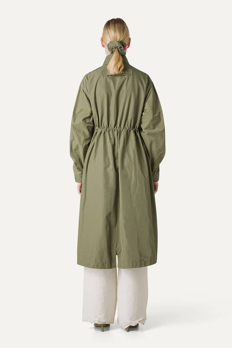 Oof Wear PARKA LUNGO OVER IN NYLON MEMORY 9211 - VERDE MIMETICO Qualità Garantita