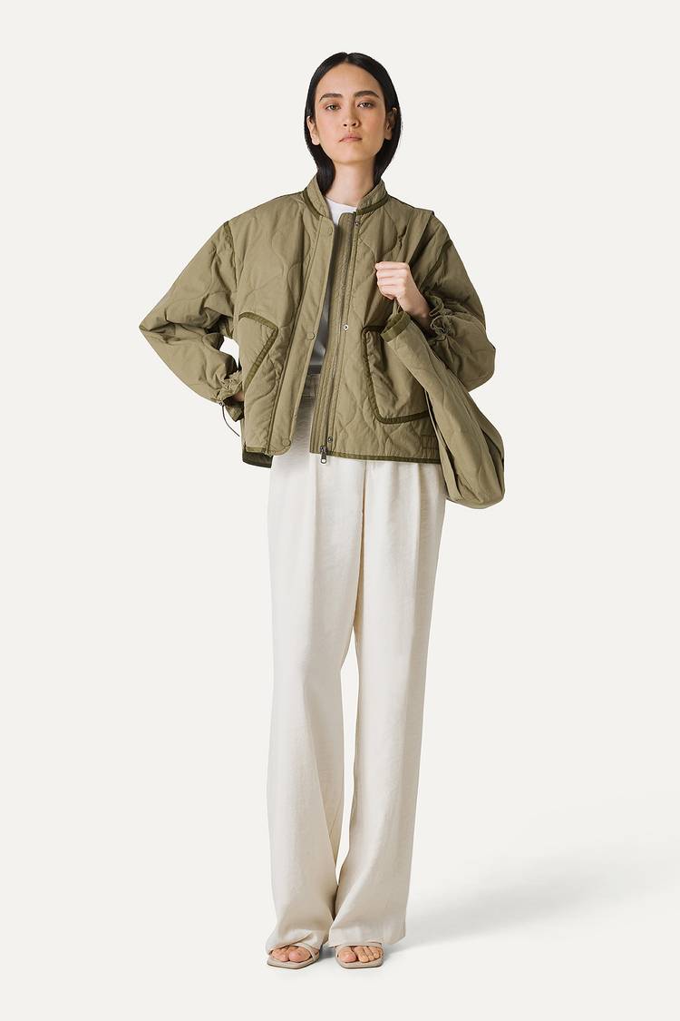 Oof Wear GIACCA CORTA SVASATA IN COTONE TRAPUNTATO 9224 - VERDE MUSCHIO Economico