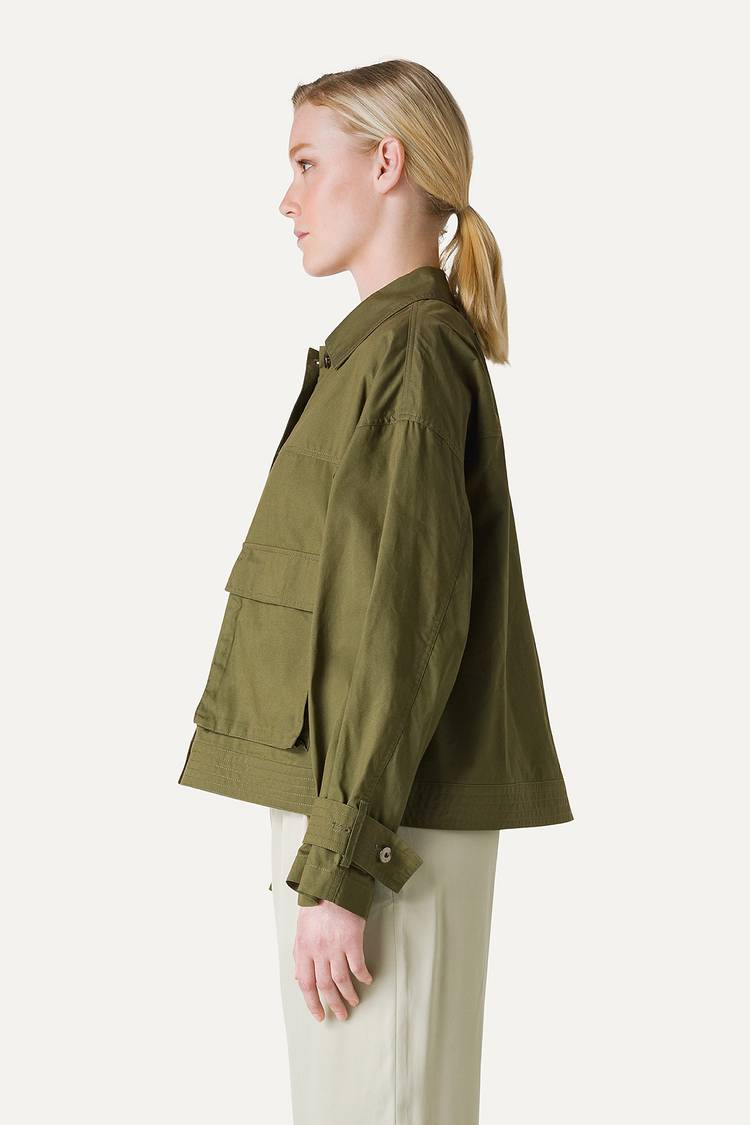 Oof Wear GIACCA CORTA IN GABARDINA DI COTONE LEGGERO 9205 - FORESTA 2025