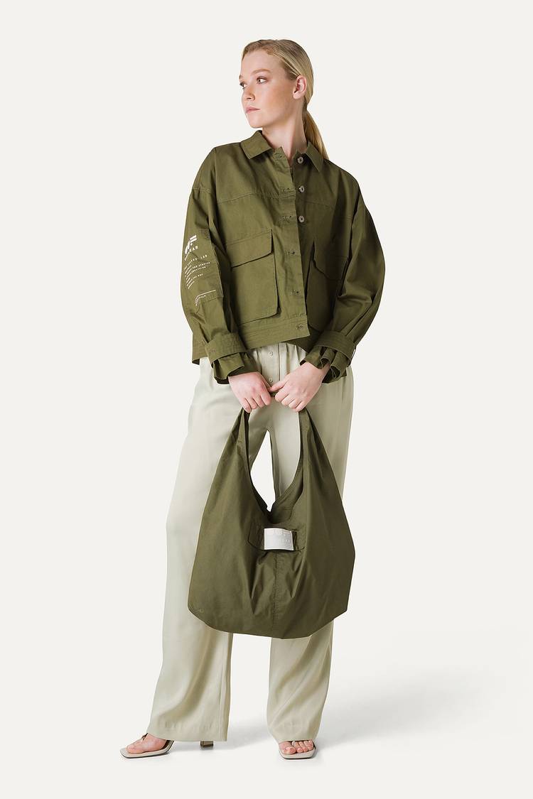 Oof Wear GIACCA CORTA IN GABARDINA DI COTONE LEGGERO 9205 - FORESTA 2025