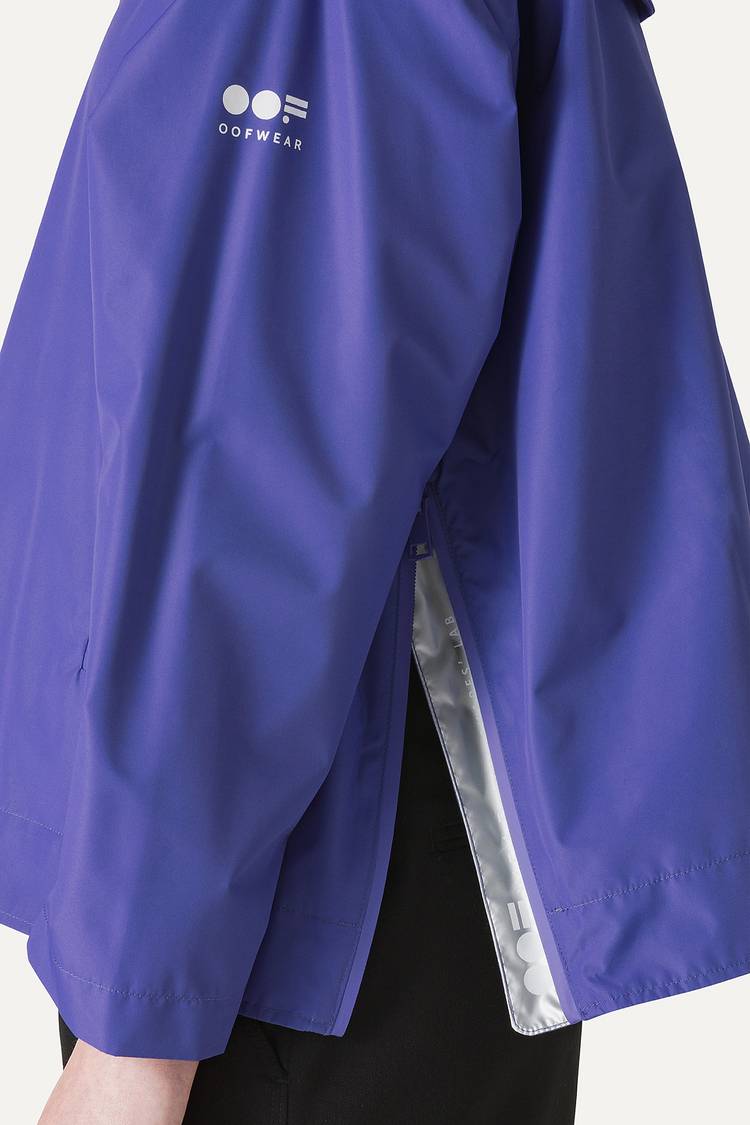 Oof Wear GIACCA CORTA IN NYLON CON INTERNO ARGENTO 9214 - PERVINCA In Linea