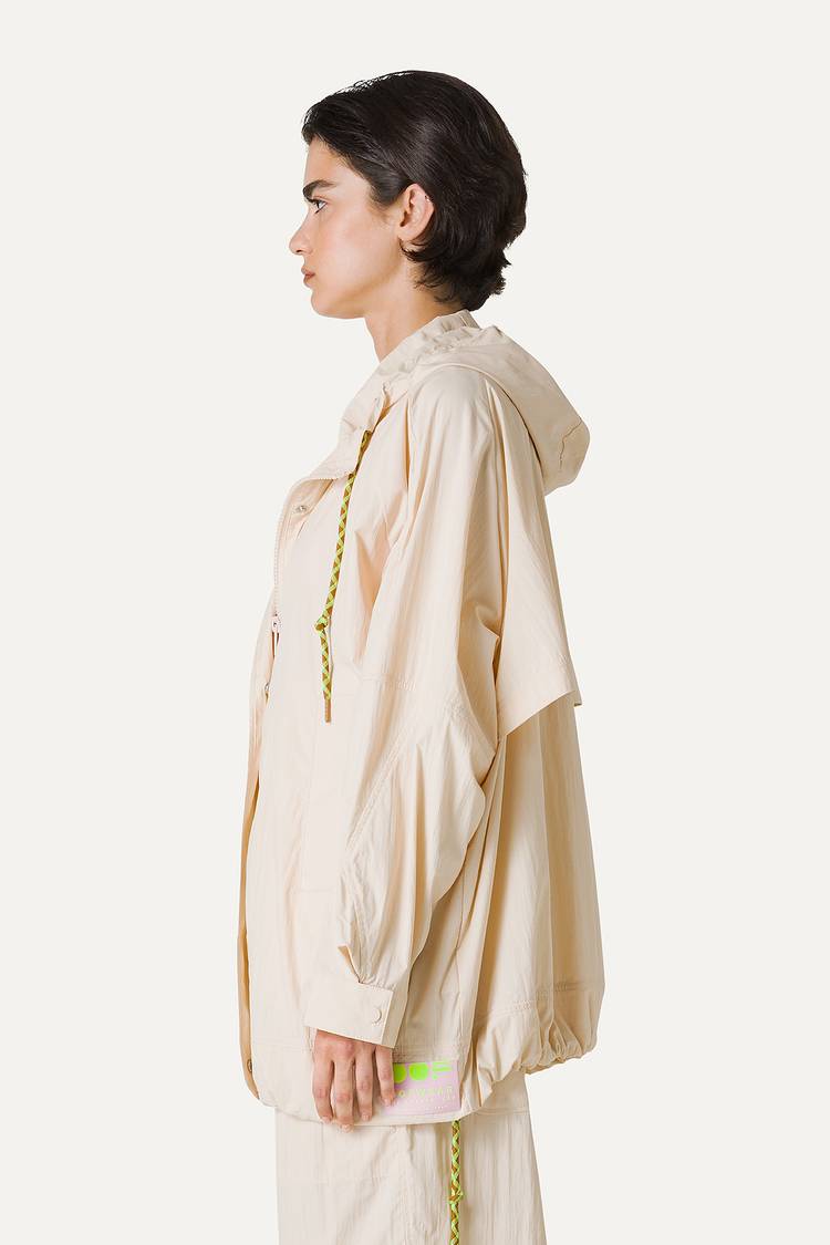 Oof Wear GIACCA CON CAPPUCCIO OVER IN NYLON 9206 - CREMA Soddisfazione Garantita
