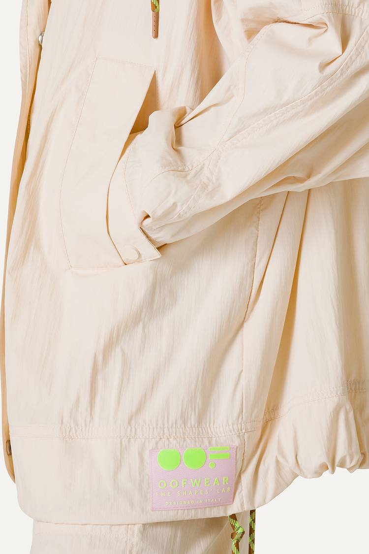 Oof Wear GIACCA CON CAPPUCCIO OVER IN NYLON 9206 - CREMA Soddisfazione Garantita