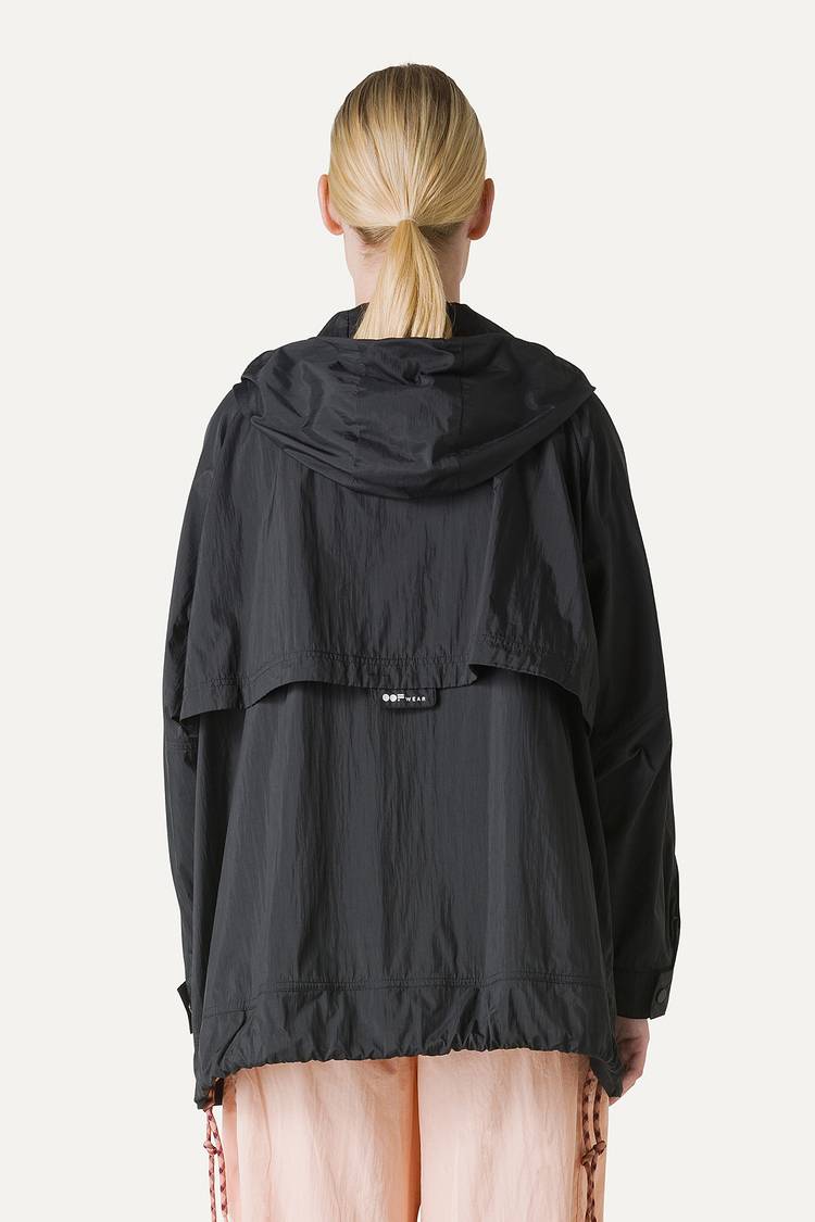 Oof Wear GIACCA CON CAPPUCCIO OVER IN NYLON 9206 - NERO Acquista Ora