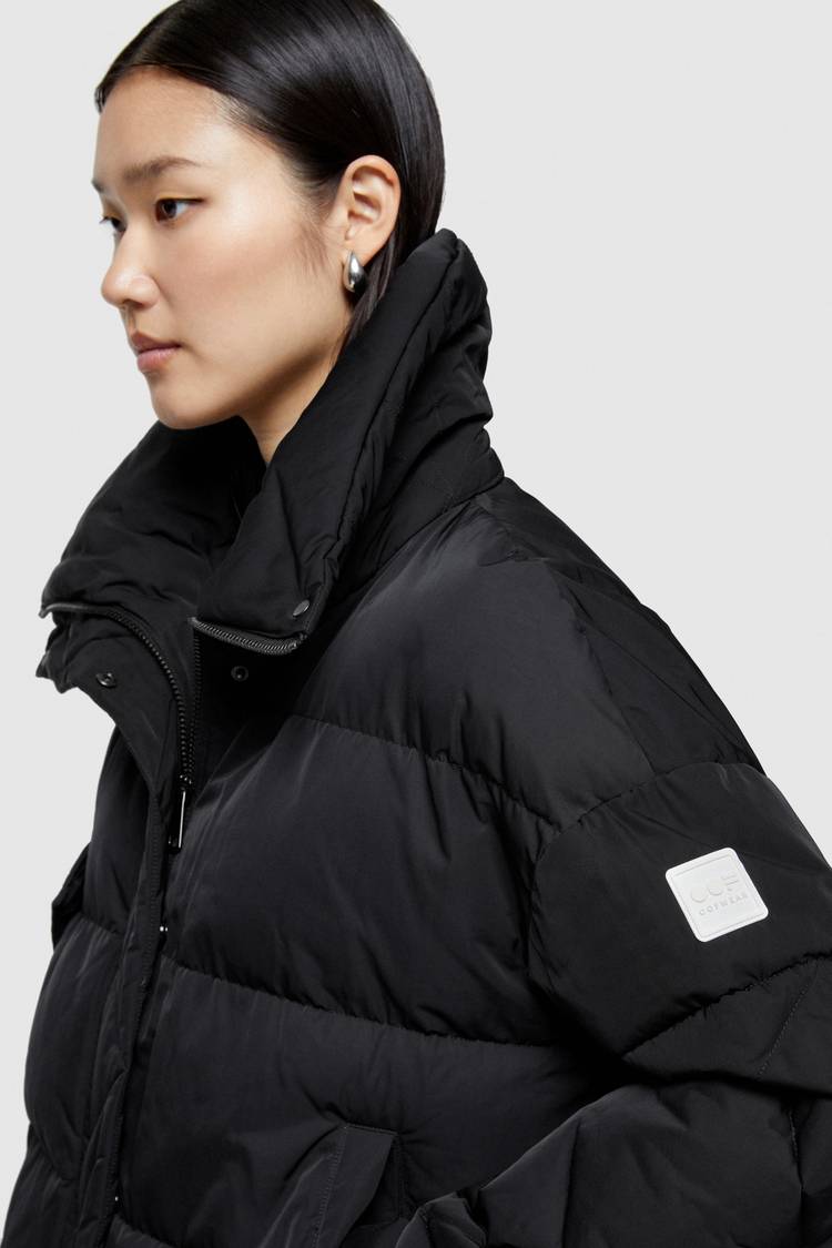 Oof Wear GIACCA CORTA 9235 IN NYLON MEMORY - NERO Fino Al -60%