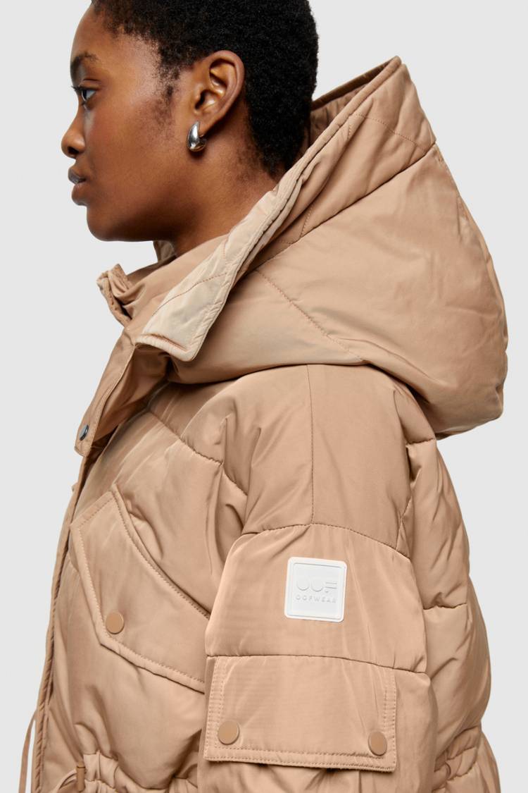 Oof Wear GIACCA CORTA 9234 IN NYLON MEMORY - CAMMELLO Affare Del Giorno