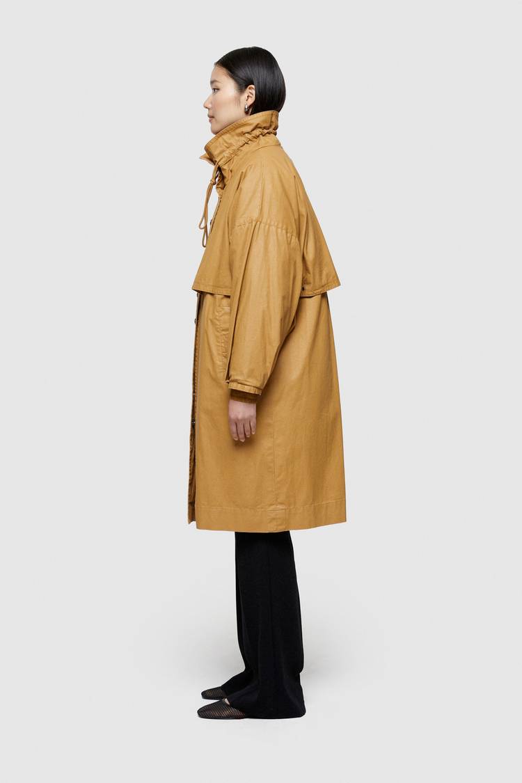 Oof Wear GIACCA LUNGA 9239 IN COTONE CERATO - CARAMELLO Offerte