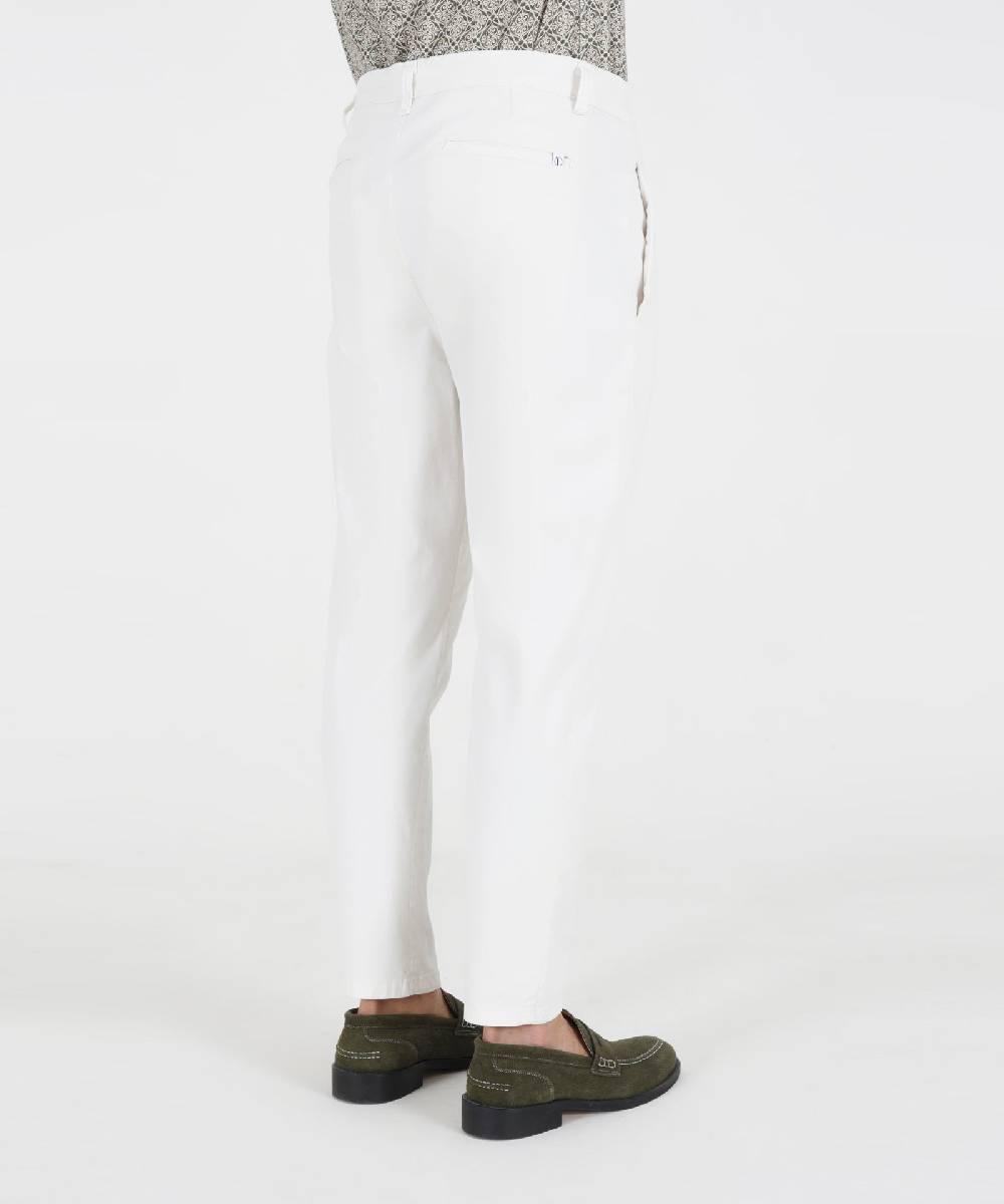 Over D PANTALONE TAPERED FIT TASCHE OBLIQUE NELLA CUCITURA Pezzi Unici