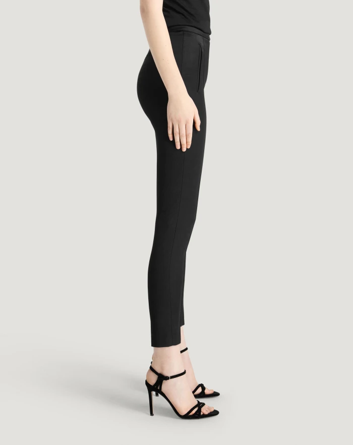 Pantaloni Torino Pantaloni Frida in satin fluido Novità