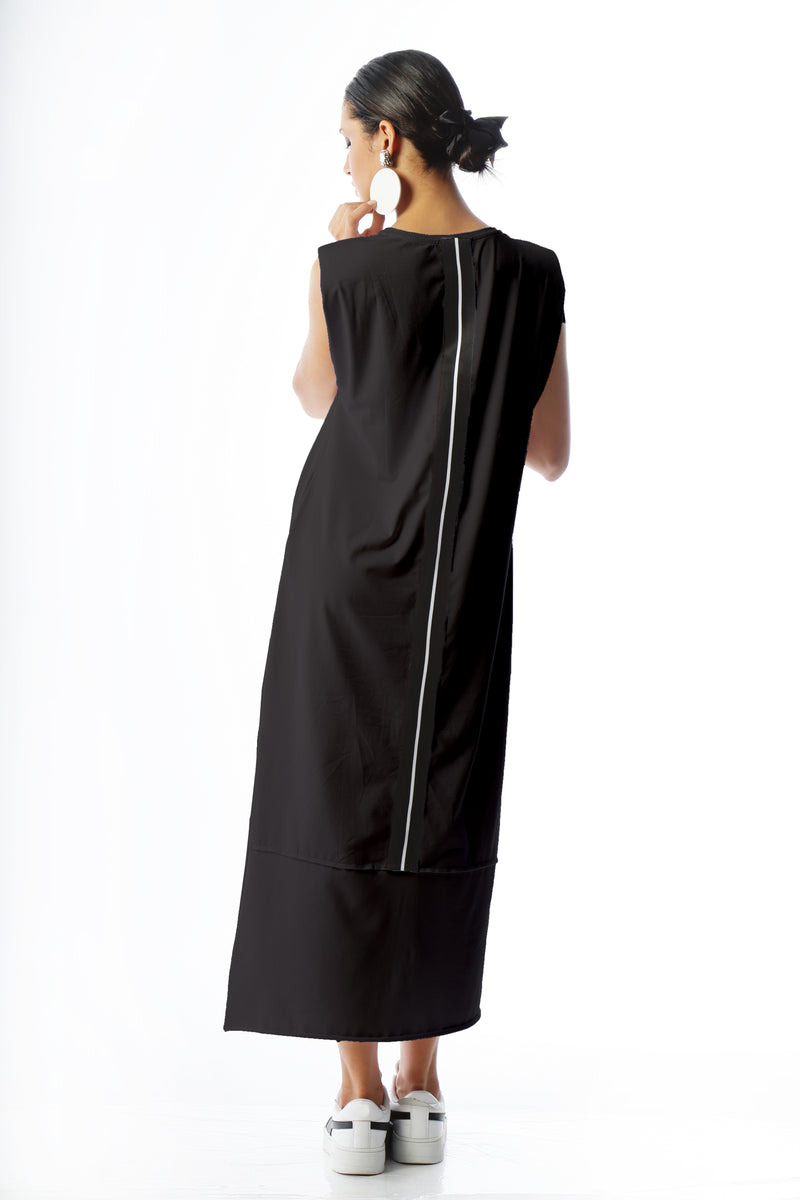 Paola T. Abito con bandina In Linea